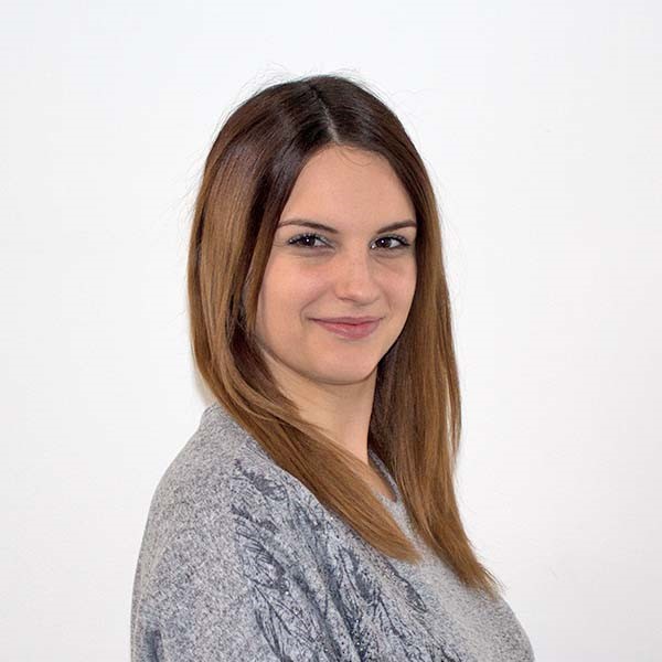 Porträt von Nadine Klinar, Kundensupport